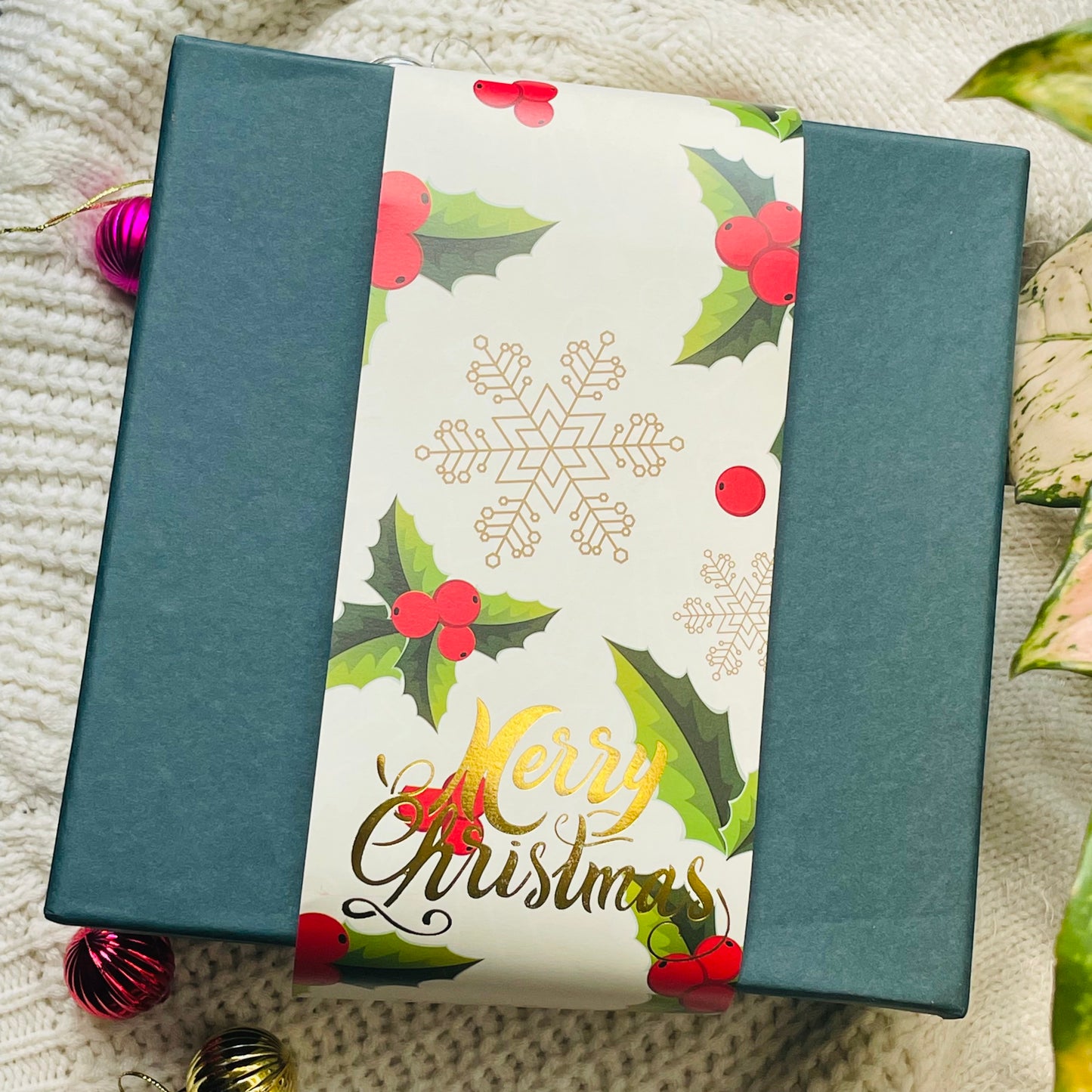Evergreen Glow Surprise Gift Set